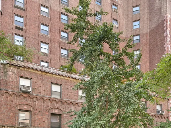 340 West 55th Street 7B image 9 of 9