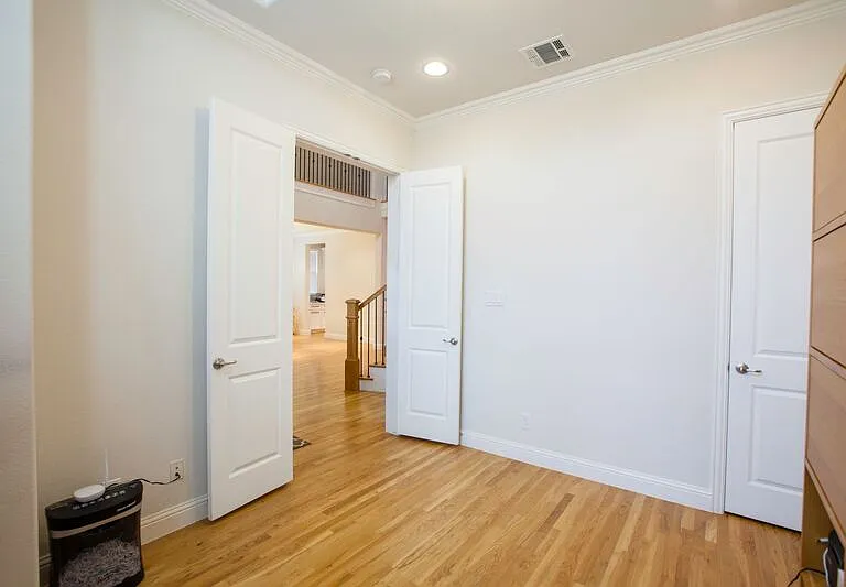 1614 Thoroughbred Ln — Photo 13