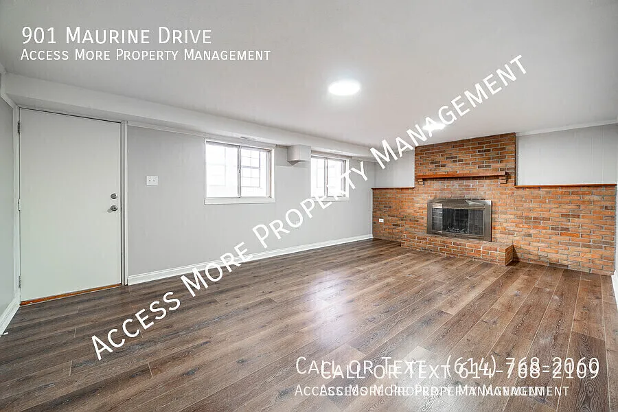 901 Maurine Dr photo 1