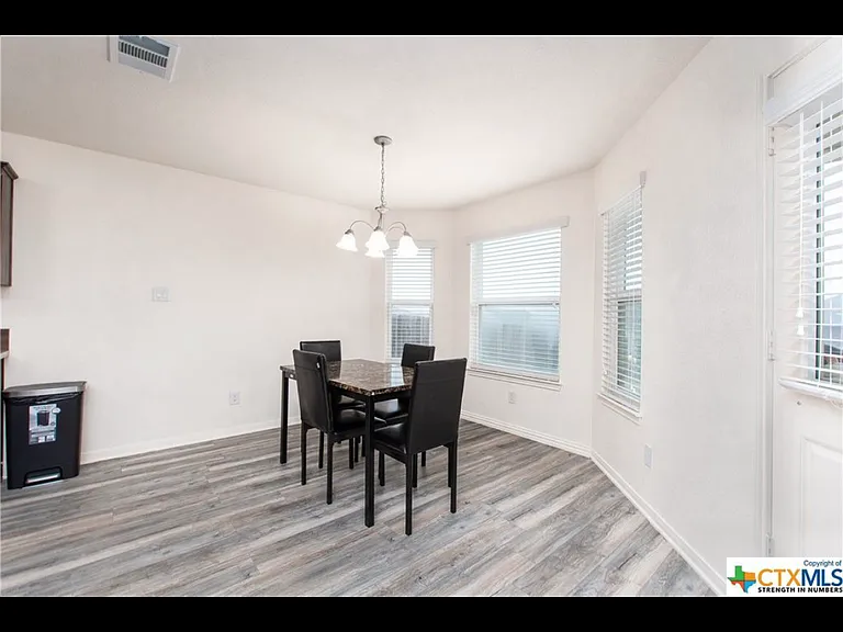 6806 Black Springs Dr — Photo 14