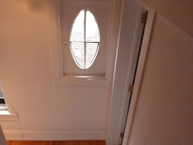 1518 Pine St #3R — Photo 5