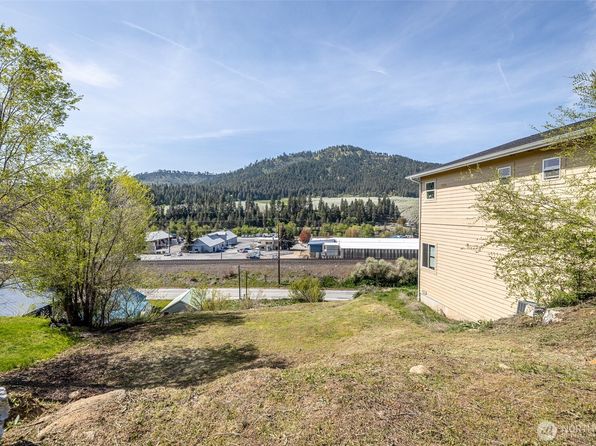 10233 High Street, Peshastin, WA 98847