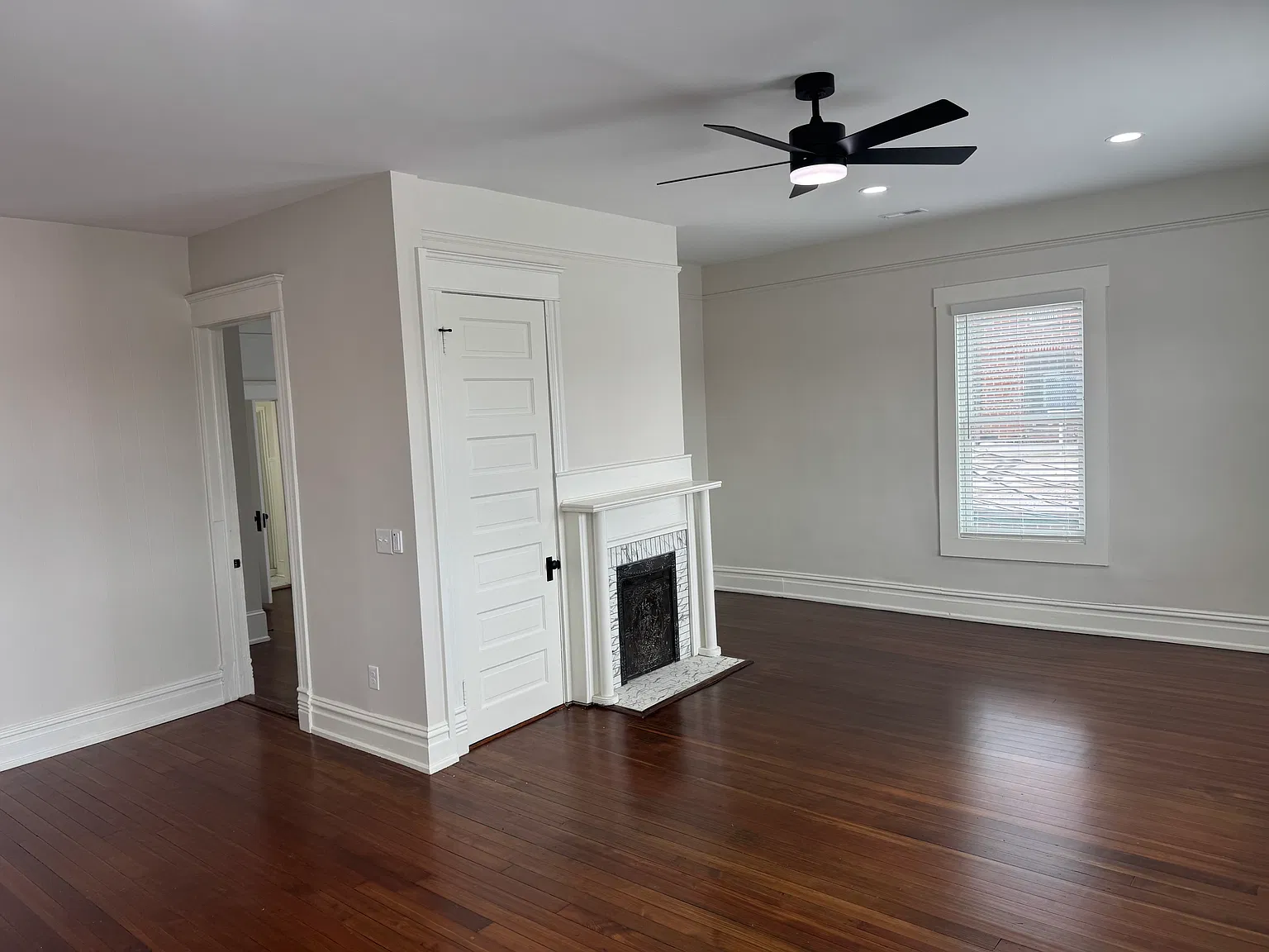 3 bed, 3.5 bath, $2,000 — Photo 4