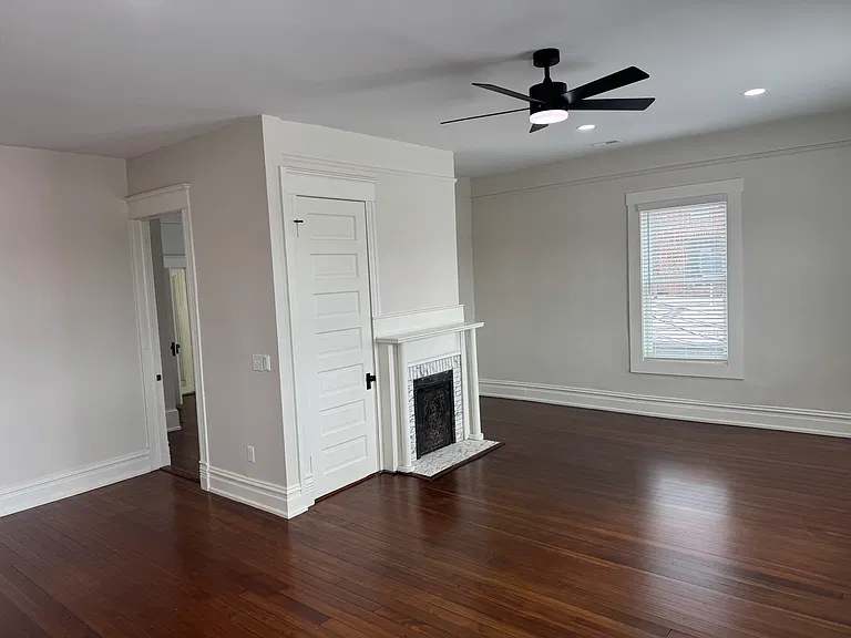 16 W 1st Ave #B — Photo 4