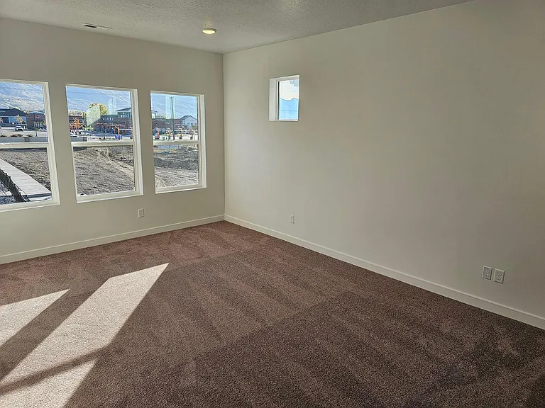 10027 N Torreya Dr — Photo 11