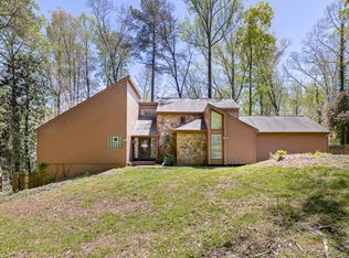 4910 Karls Gate Dr, Marietta, GA 30068