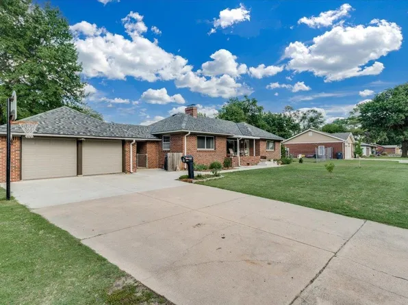 110 S Tyler Rd, Wichita, KS 67209