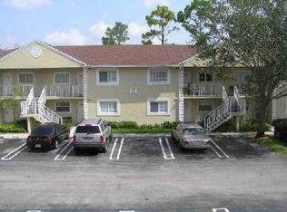 707 Palm Beach Trace Dr, Royal Palm Beach, FL 33411