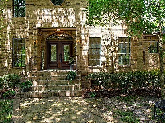 5th image of 299 Lakeshore Dr