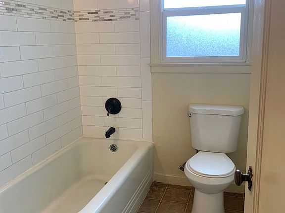 4th image of 1202 N Harrison St #0