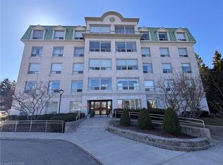 405 Erb St W #505, Waterloo, ON