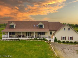 1580 Sperry Rd, Allenton, MI 48002