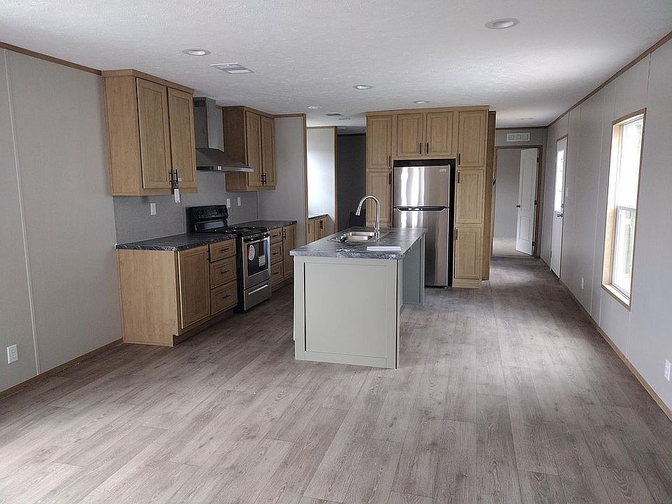 1st image of 620 Paraiso Dr #620