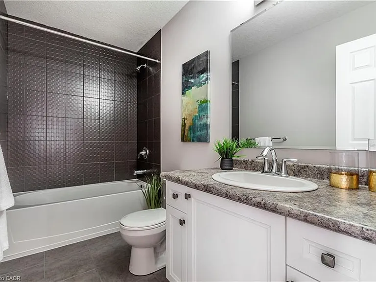 508 Netherwood Cres — Photo 27
