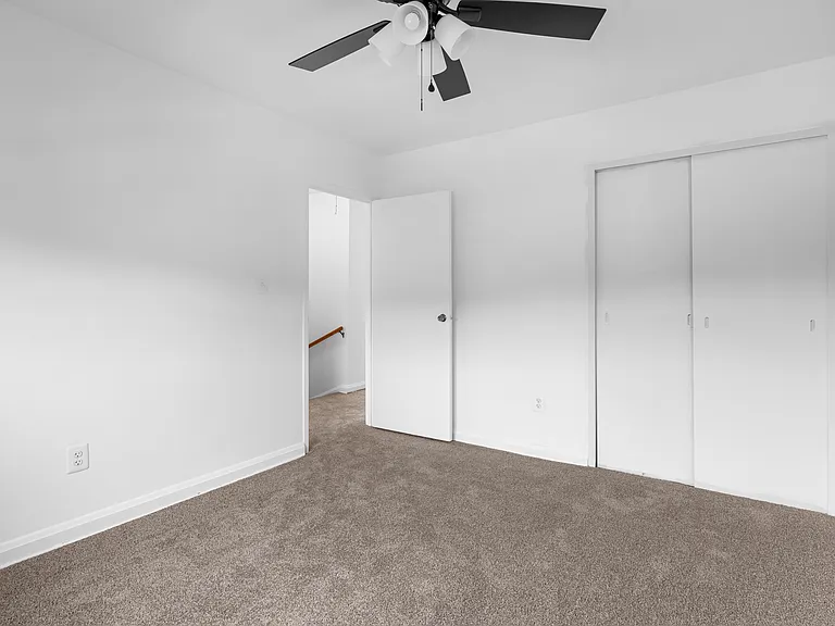 3317 Belsford Ct — Photo 9