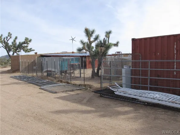 2556 S Diamondback Rd, Yucca, AZ 86438