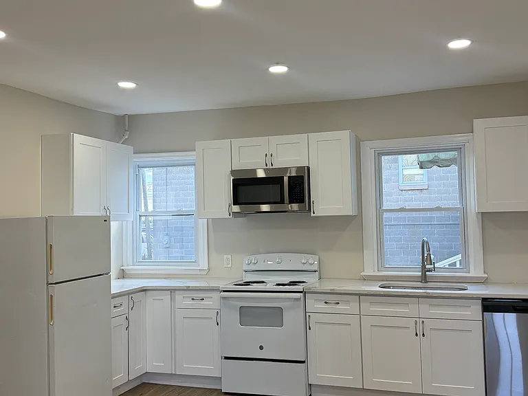 225 Herman Ave #1 — Photo 8
