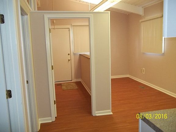 4th image of 115 Forest Hill Ave