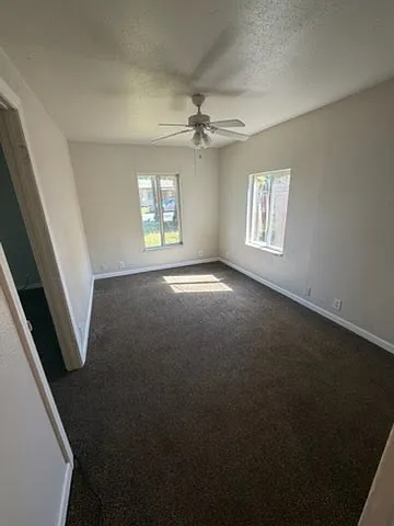 333 Moore Ave — Photo 9
