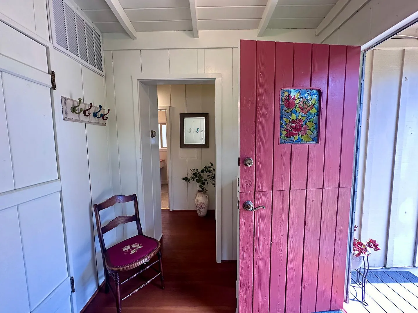 Idyllic Fully Furnished Cottage in Asilomar Dunes Available Monthly — Photo 3