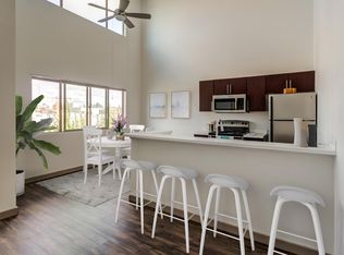 Elan41, Seattle, WA 98116