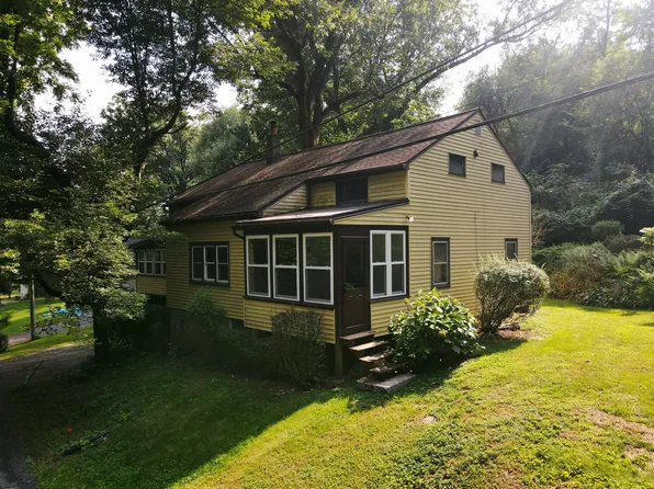 42 Hitz Ln, Elizabethtown, PA 17022