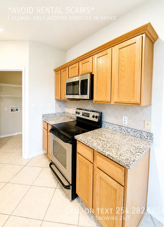 4 bed, 2.5 bath, 2206 sqft, $1,950 — Photo 4