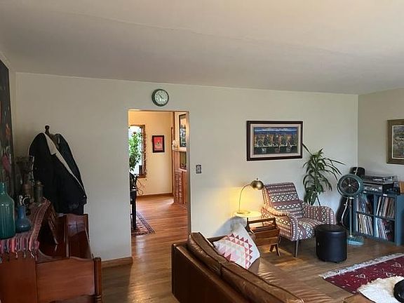 2nd image of 3509 Lynwood Pl