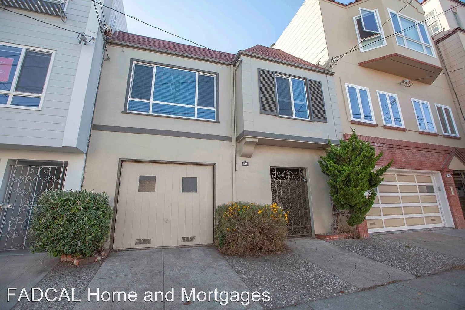 627 28th Ave photo 1