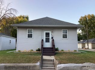 222 9th St NW, Mason City, IA 50401