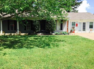 111 Hunter Dr, Senatobia, MS 38668