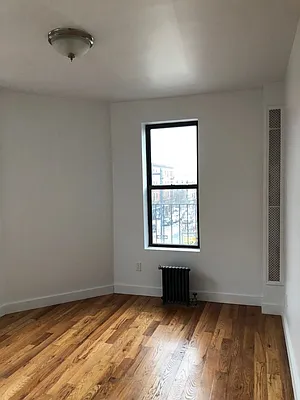 Rented by REAL New York | media 25