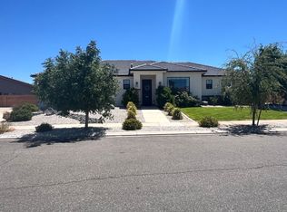 2365 W Zinfandel Dr, Saint George, UT 84770
