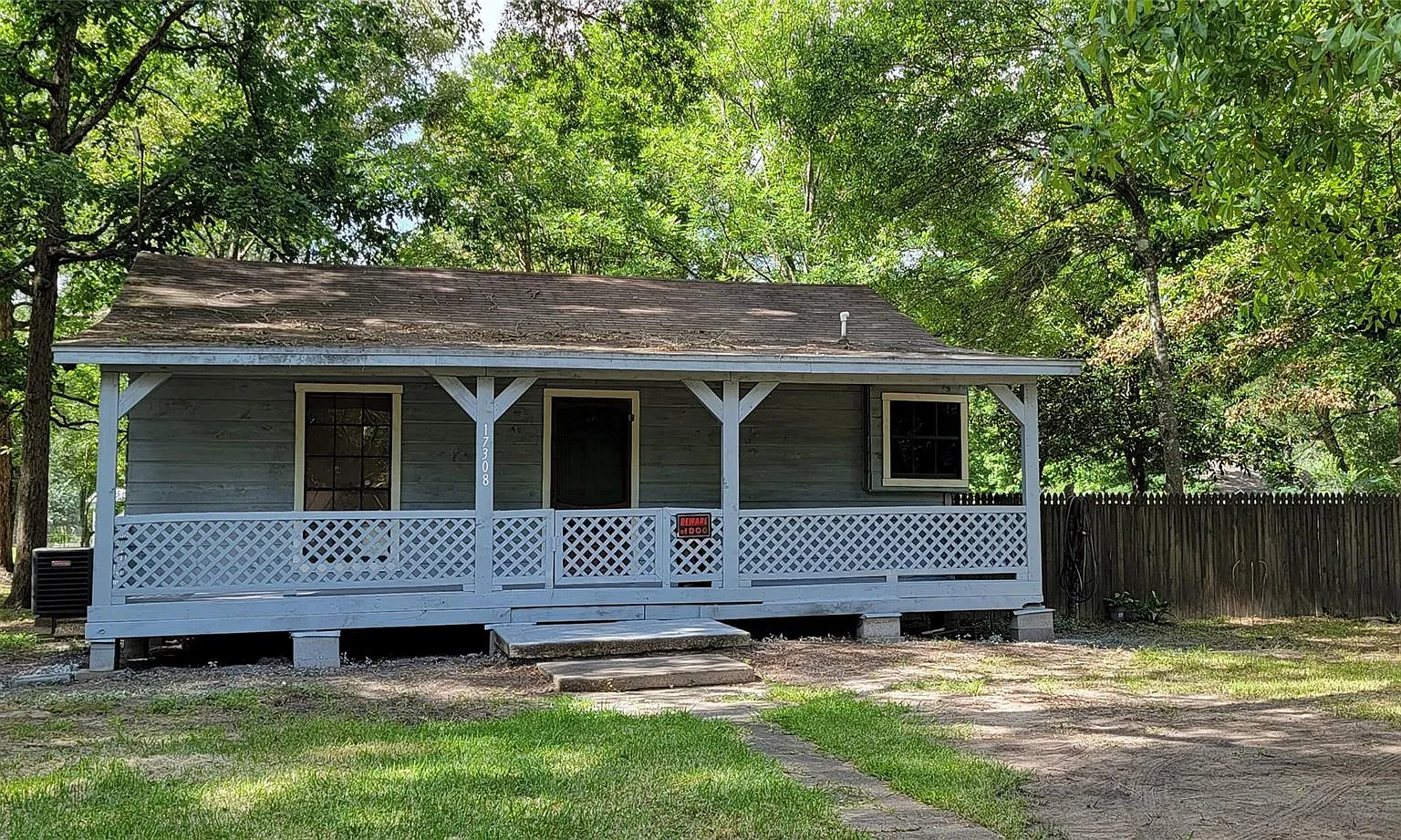 2 bed, 1200 sqft, $1,400 — Photo 1