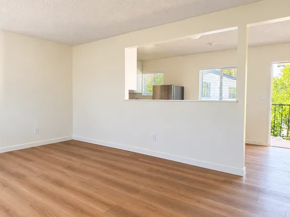 110 Bodega Ln APT M, Santa Barbara, CA 93110