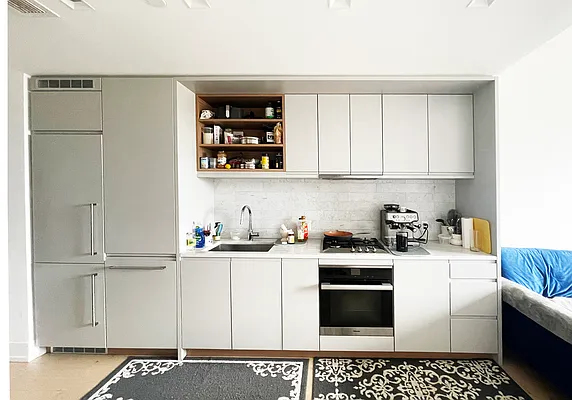 Rented by Level Group | media 20