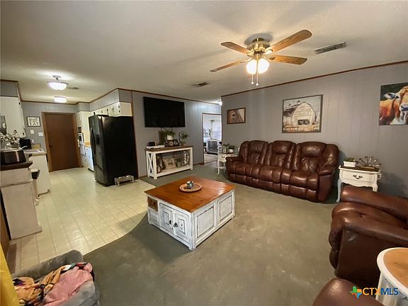 4th image of 1400 Baldridge Dr