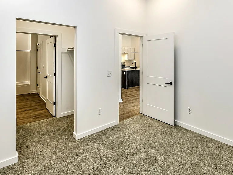 Dalmore Apartments — Photo 7