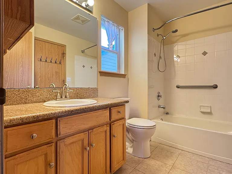15208 Interlake Ct N — Photo 11