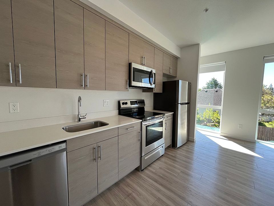 1st image of 6080 SE 84th Ave #201A
