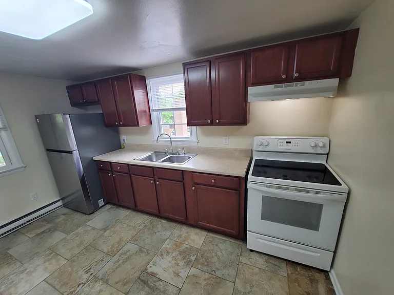 221 Fletcher St #2 — Photo 8