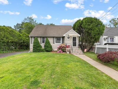 470 Dexter Drive, Bridgeport, CT, 06606