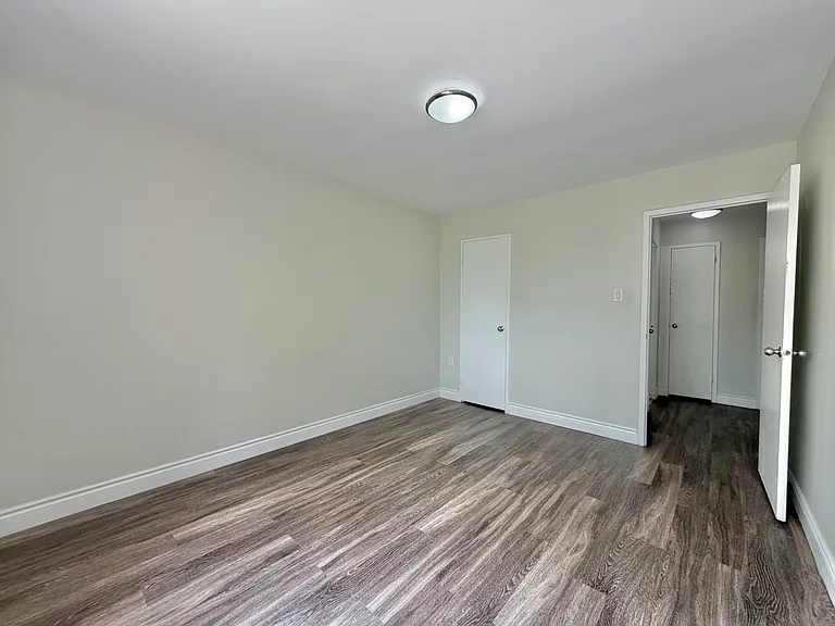 750 Kipps Ln — Photo 17