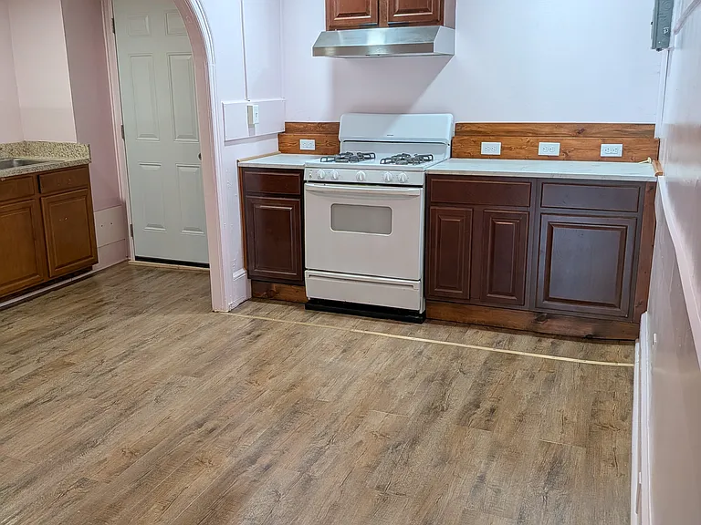 429 Mill St #301 — Photo 7