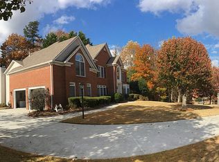 3840 Berkeley View Dr, Berkeley Lake, GA 30096