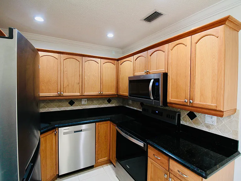 299 SW 7th St #209 — Photo 10