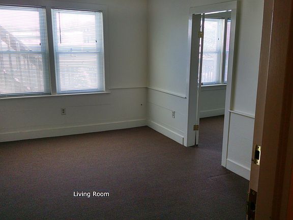 Living Rm front