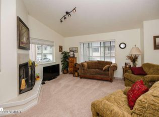 13820 Hunterwood Ln #123, Eagle River, AK 99577