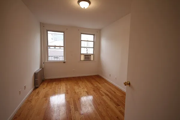Rented by Nooklyn NYC LLC | media 1