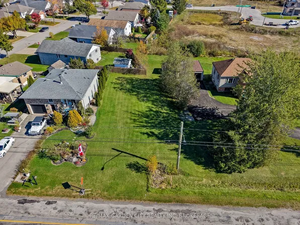 156 Kingsway, Welland, ON L3B 3N9